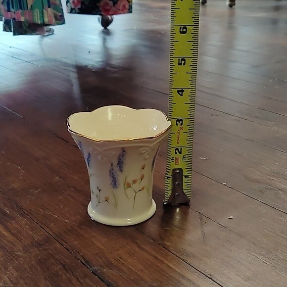 Classic Lenox Porcelain Tealight Holder - Picture 5 of 5